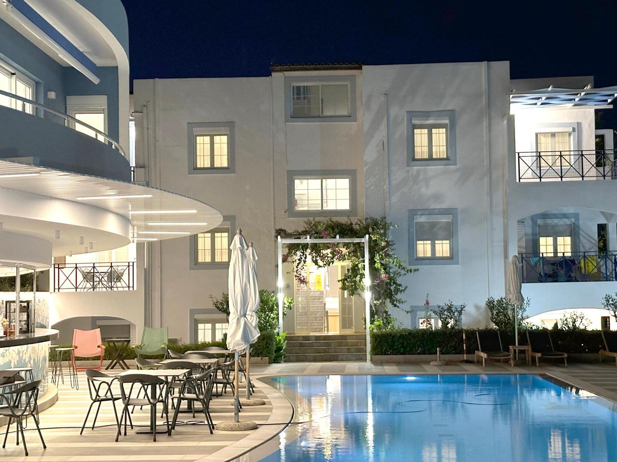 Evdokia Suites Гувес Екстер'єр фото